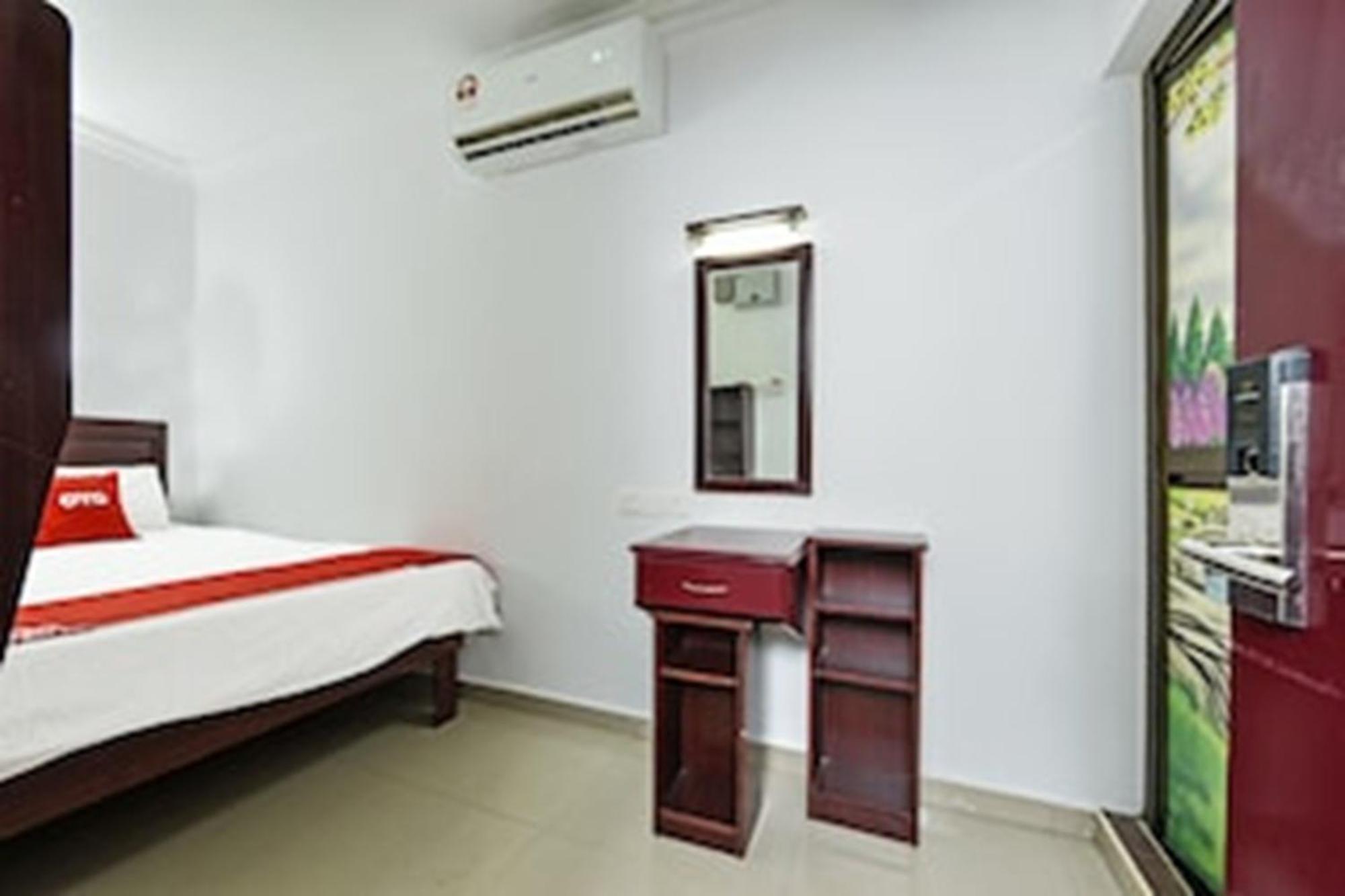 Super Oyo 90572 J Hotel Masjid India Kuala Lumpur Exteriör bild